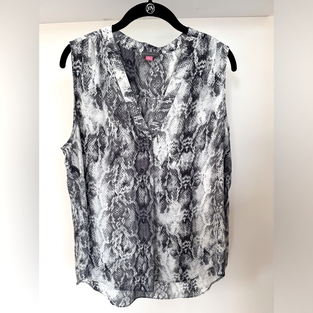 Women’s Vince Camuto blouse Sz L